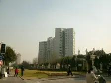 现代风格,采光充足,小区中心位置,主卧朝南