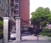 内环边近滨江近地铁 02年电梯商品房 看陆家嘴三件套