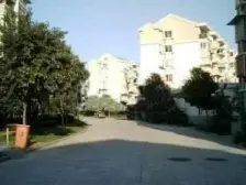 新上精装修两房 业主诚意卖 看中可以谈