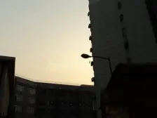 非底楼房,卫生间全明,主卧朝南,小区中心位置