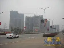 夷陵万达旁清江润城洋房复式毛坯,房东诚心出售