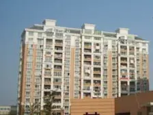 电梯房,主卧朝南,交通便利,居家装修,价格好谈