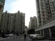 内环内,复式带露台,8/18双轨,靠花园,老工房单价!