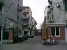 控江路680弄小区2室东朝向235.00万元/套出售