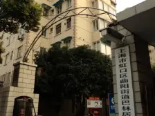 边套全明,小区美丽家园天花板级别,1梯2户,户型通透.