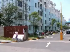 此房满五,税费少, 精装修 采光好 带阁楼 诚心卖