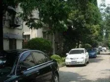 精装修 朝南带花园 小区出门是绿地