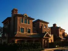 16号线商圈纯别墅区,双拼别墅院子大,英式风格环境好