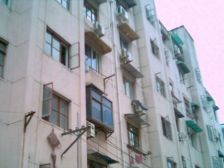江苏路地铁口96年新公房3.9米面宽有钥匙看房随时