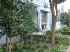 电梯高区视野无遮挡,靠百联商圈,近公园医院