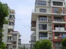 此房源满五年,顶楼复式还有阁楼和露台,可用空间大!