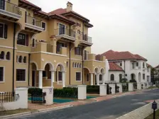 边套大花园,挑高厅,全套房设计,欧式装修,保养好!