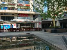 南坪商圈 工贸轻轨旁 配套齐全 交通便利