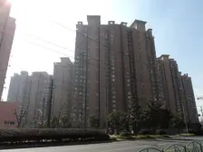 内环2016年次新三房 精装修带地暖 50%绿化有车位可售