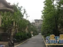 农业园区 万科渝园六房288万