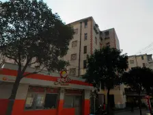 满五家庭一套房,全明户型,交通发达,生活便利。