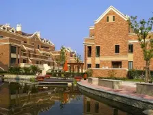 新上双拼别墅,满五年,位置好,150平大花园