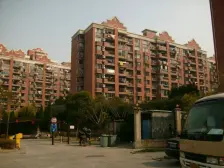 税费少,品质小区,有会所,物业管理好,有大露台