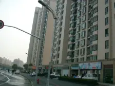 南北通透2房,双阳台采光好,看小区绿化