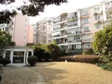 一梯两户,三房朝南,环境优美,交通便利,配套完善,价格好谈