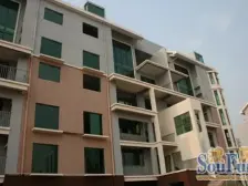 地铁口 多层楼梯洋房 正规大两房 房东急售