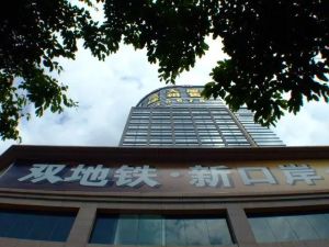 星悦汇南北通透,采光好装修好,环镜优美周边匹套完善,,出行方便