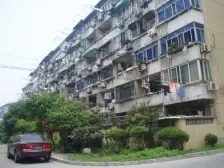 空关,房东随时准备好交易,看房有钥匙,中楼层,还可以再商议