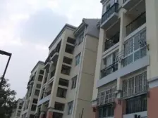 江月路大三房,户型采光好,业主诚心出售、配套齐全