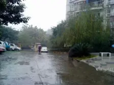 户型方正 采光好 交通位置便利 近杨家坪商圈