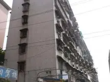 业主诚心出售杨家坪步行街精装三房