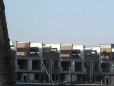 边套中间位置,大花园,四个大套房,全屋地暖中空调