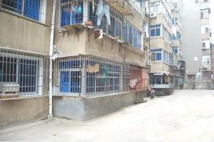 溢辉大厦南北通透,采光好近地铁中间楼层