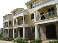 塘厦独栋 东湖山庄别墅 289平6居花园300平 南北通透