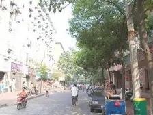 佘山路15号化纤厂分厂宿舍 南北通透,采光好 装修好,环镜优美 视野好,诚心出售