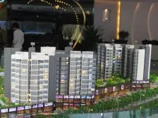 商圈双轻轨 精装小高层 南北朝向 看小区中庭 满两年