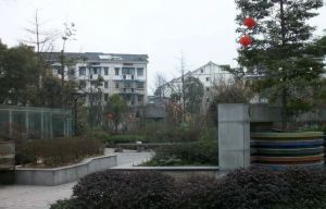 紫坪丽景4室2厅南