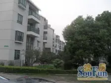 店总亲自推荐 西郊上叠别墅 5房3卫 停车方便 有露台