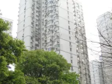 此房满五年,电梯高区,全明带阳台两房,小区环境好