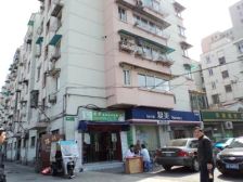 近黄浦江,地铁100米,一梯两户,中楼层,采光好