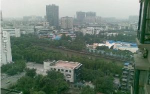 华星路10号3室1厅北