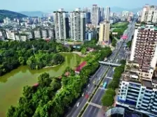 日报家属院 错层三房 小区环境好 视野开阔