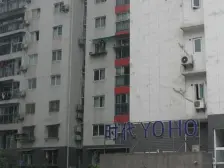 天中门口的一室一厅商品房 适合过渡