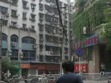 9号轨道,精装修家电家具齐全,业主在长寿基本没住,