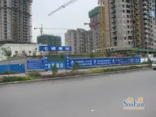 雁滩地铁二号线.楼层高视野开阔