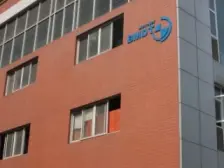 下楼是上清寺公交站 牛角沱2号线约900米,出行方便