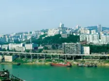 滨江路 君临半山三房83万