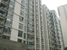 品质小区,环境优美,精装修,诚意出售