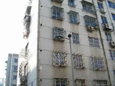 1室1厅,三楼,精装修,位置佳