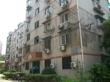 满五年商品小区,1梯2户10平花园、南北通透,全明格局