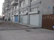 山港桥花苑 好楼层有车库 户型方正 全天采光 诚心出售